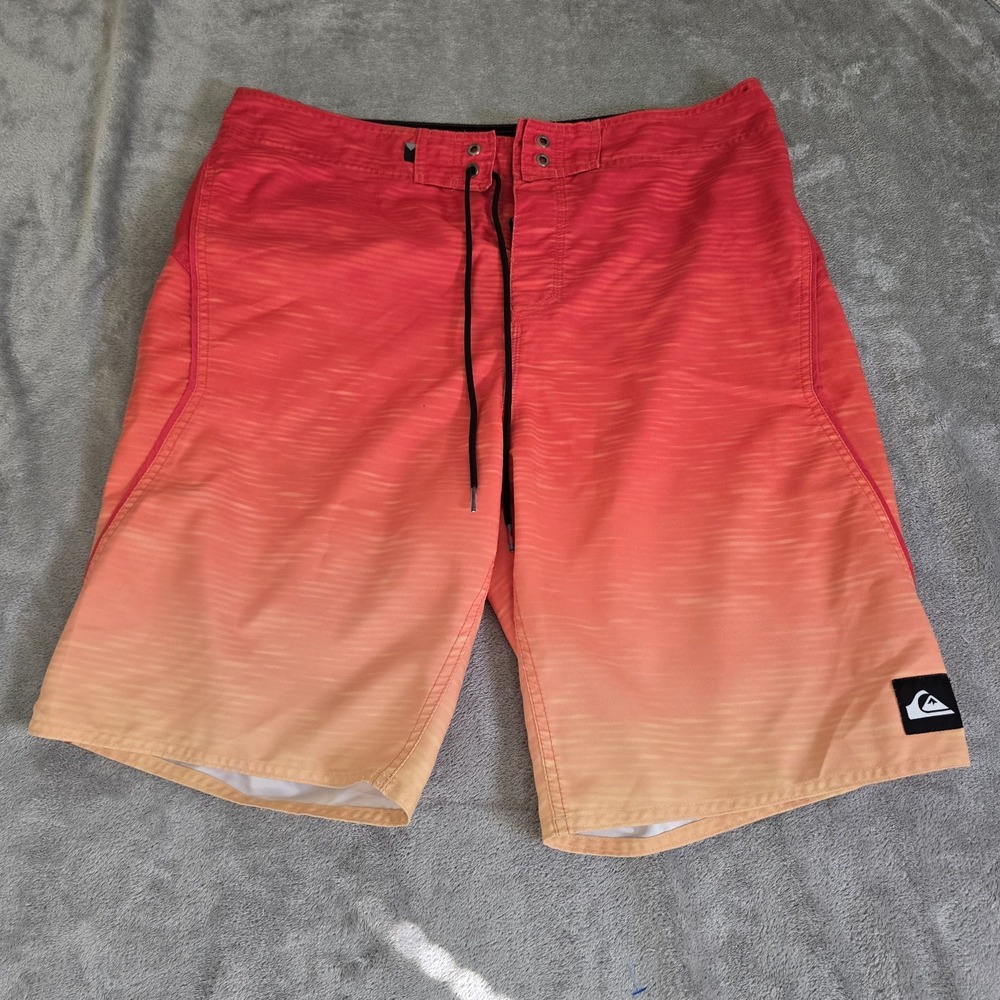 Quiksilver Board Shorts Mens 34 Multi-Color Sufer Beachwear Casual